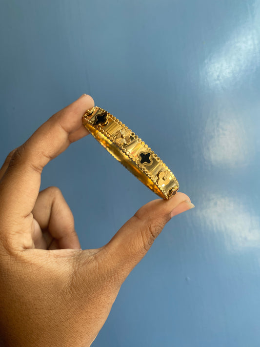 Clove kada bracelet